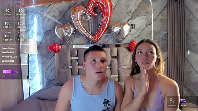 Manson_and_Zoe's cam snapshot