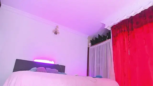 sexy-luna-star-ts live sex cam