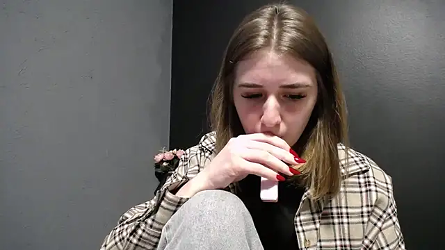 Sunny_siren's cam snapshot