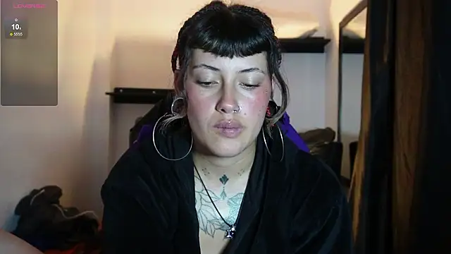 _sharlotte777's cam snapshot