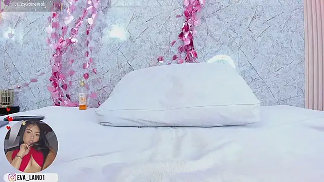 eva_lain's cam snapshot