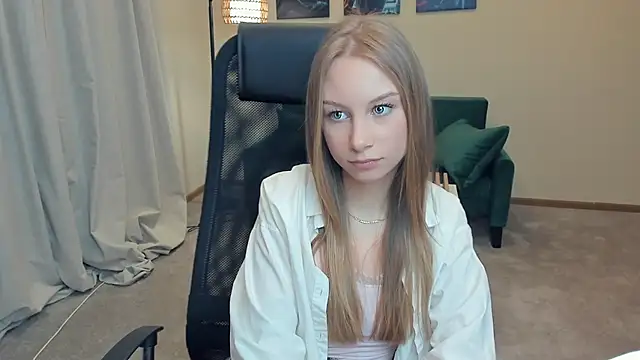 CarmenLipkin's cam snapshot