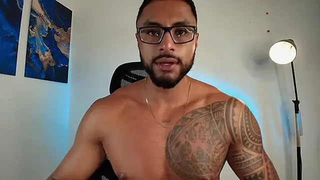 LiamGarcia1 live sex cam