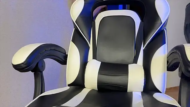 StlckTwlx live sex cam