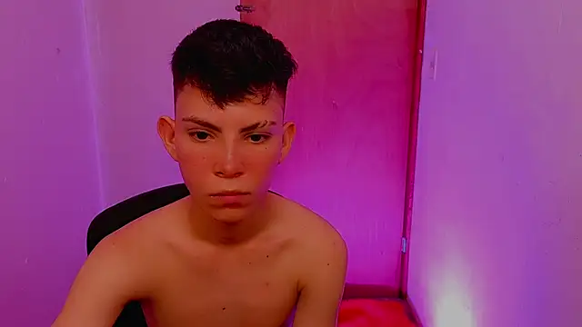 Alexxx_lov live sex cam