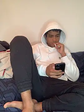 Ryan-hot live sex cam