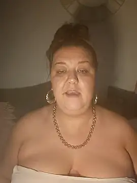 Nova-iswiserx live sex cam