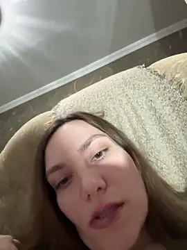 itsmeAlarann live sex cam