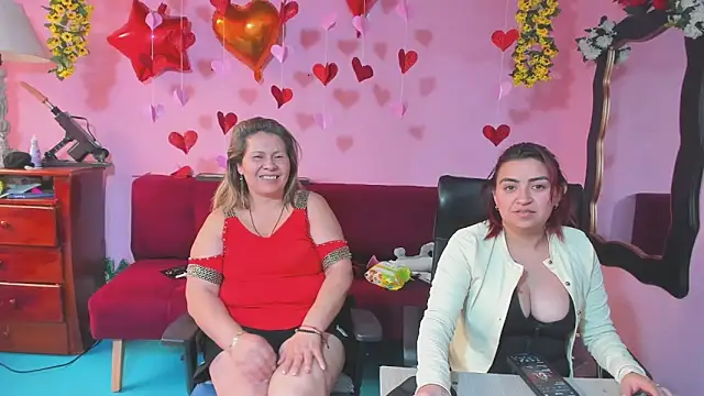 lesbiancuple live sex cam