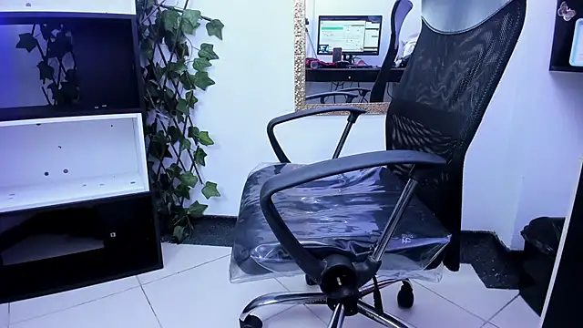 sophi_hardd_'s cam snapshot