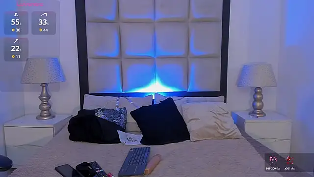 SussyFox's cam snapshot