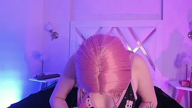 KattEngel's cam snapshot