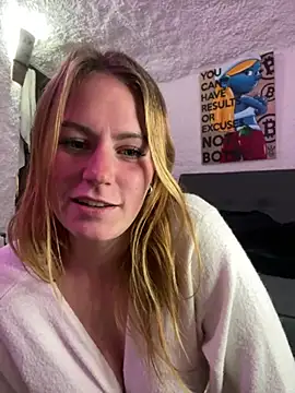 selenaluvv's cam snapshot