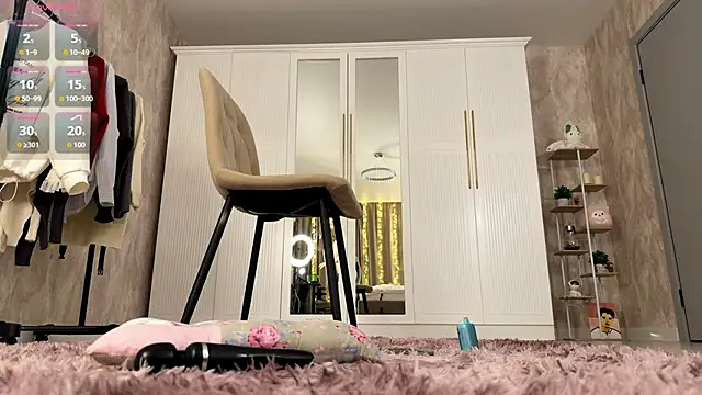 BrightAnnie's cam snapshot