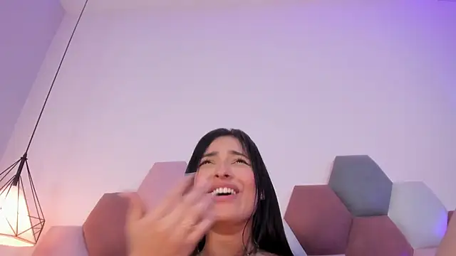 GahiaBelucci's cam snapshot