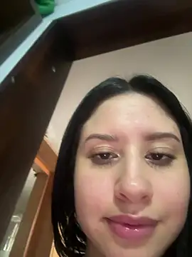 lucy_grey25's cam snapshot