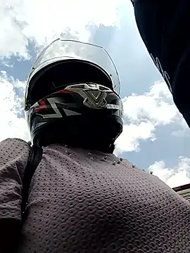 Jenni002_-'s cam snapshot