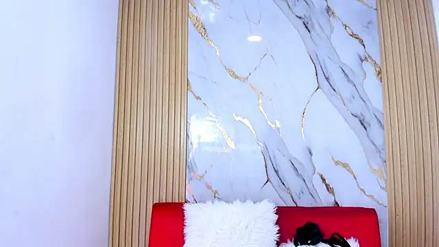 Luluu_08 live sex cam