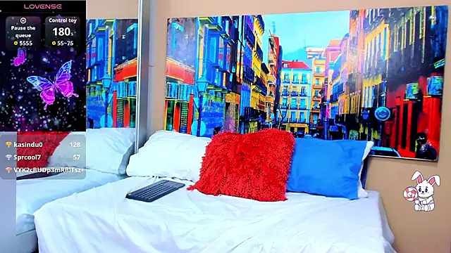 MariahLovato's cam snapshot