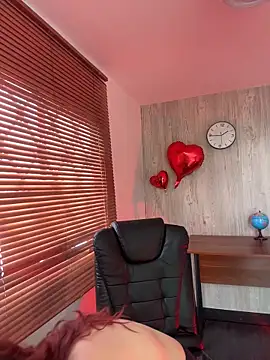 elodie_rouge's cam snapshot