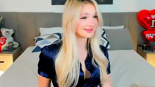 SugarWhisper's cam snapshot