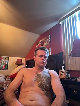 DILFiGuess1 live sex cam