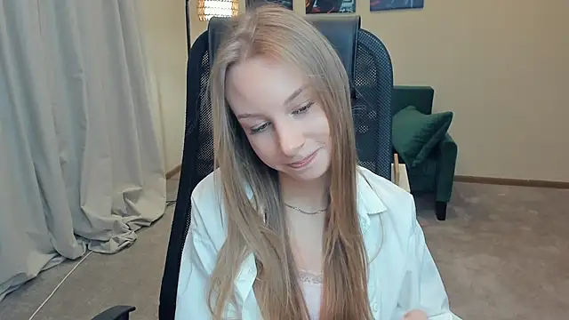 CarmenLipkin's cam snapshot