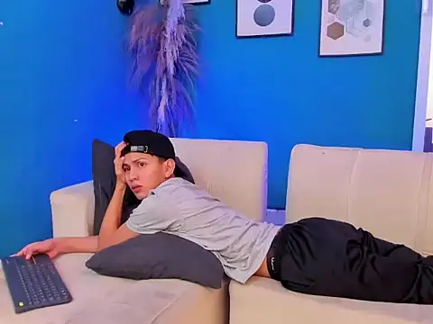 Marcus_and_Tony live sex cam