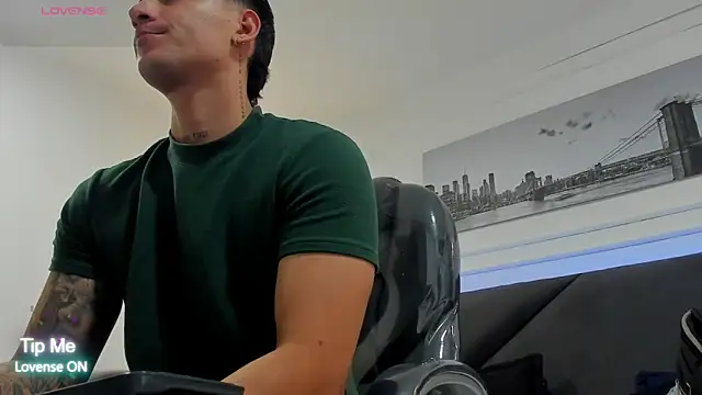 Damian23__ live sex cam
