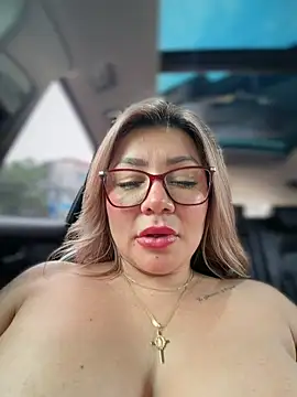 DIANITA_1988 live sex cam