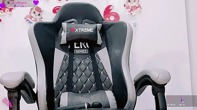 mia_eeeee live sex cam