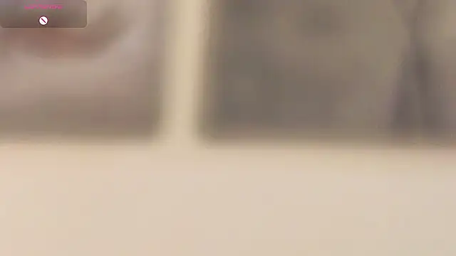 LoisAbad's cam snapshot