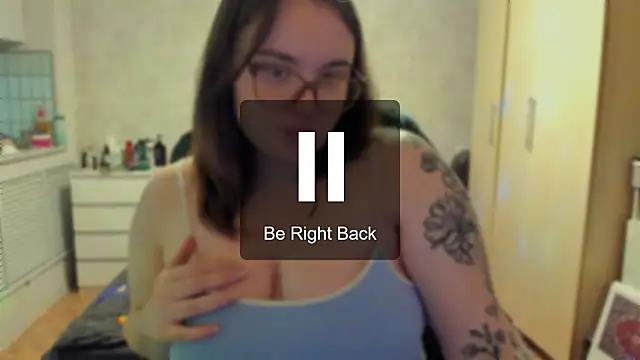 katya_idinax's cam snapshot