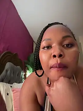 Sexybubblebuttt live sex cam