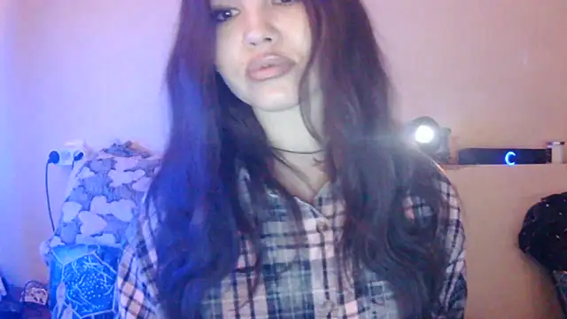 Hoyloria's cam snapshot