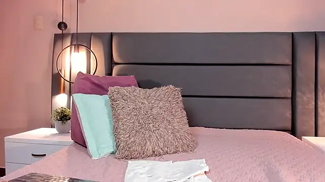 CelesteQueeen's cam snapshot