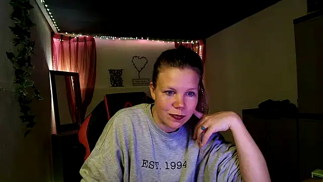 CallMeMaria's cam snapshot