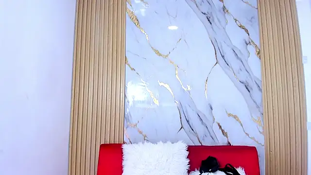 Luluu_08 live sex cam