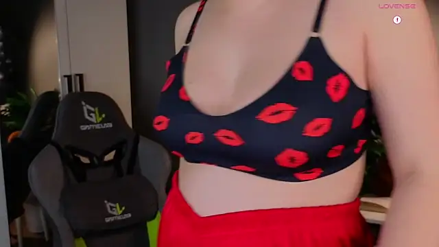 christie_luv's cam snapshot