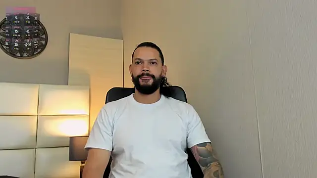 AlukardBig live sex cam