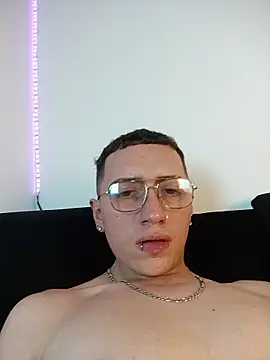 Emmanuel_Lust's cam snapshot