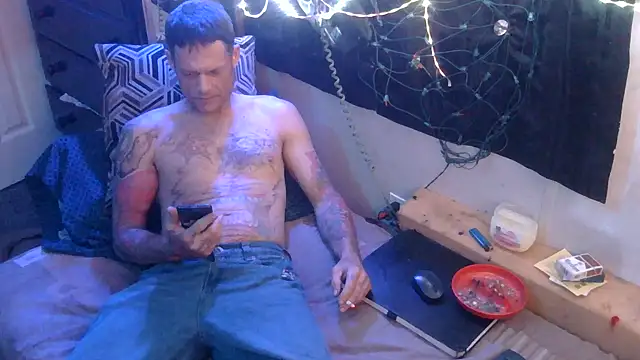 TheOneYouLove69's cam snapshot