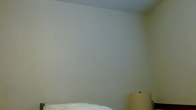 FrankieFuckMe's cam snapshot