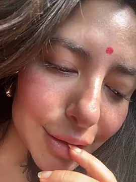 sukhakunis1's cam snapshot