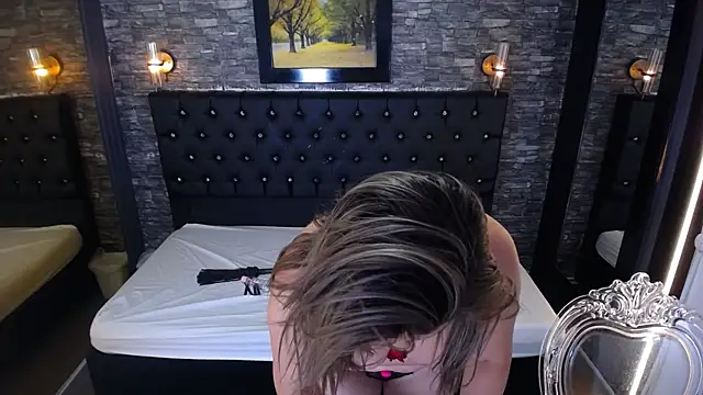 _Pamelamilf live sex cam