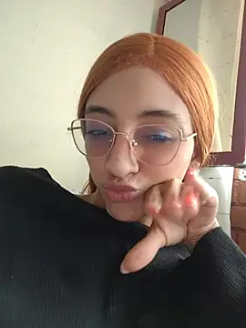 Dani-peggin's cam snapshot