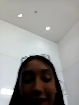 _ArianaToroo's cam snapshot