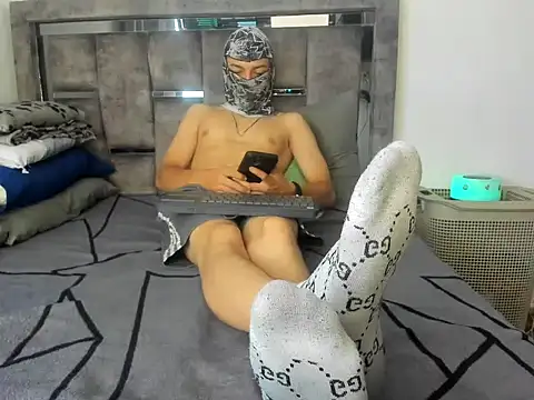 Master_Ruthless77's cam snapshot