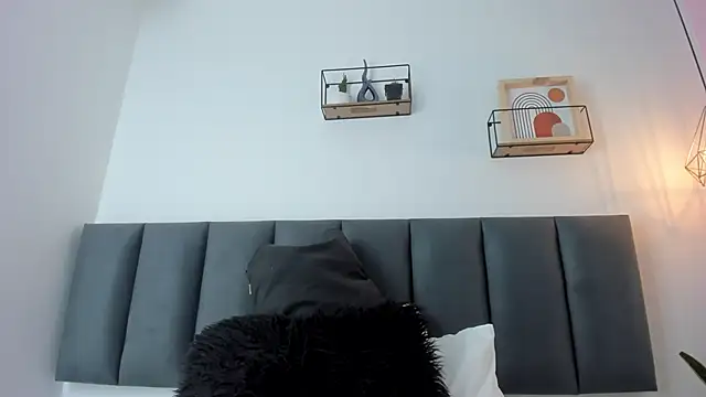 MaraOwen_'s cam snapshot