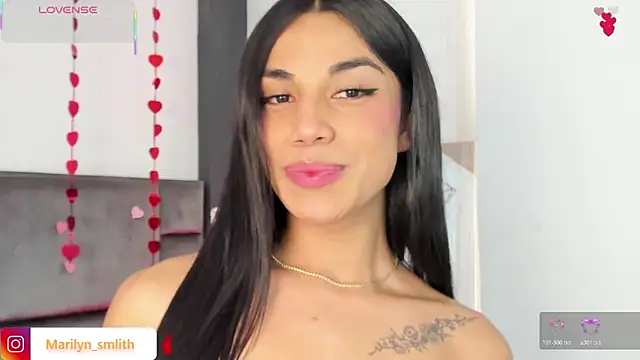 MarilynSmIith live sex cam